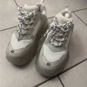 Balenciaga White triple S sneakers